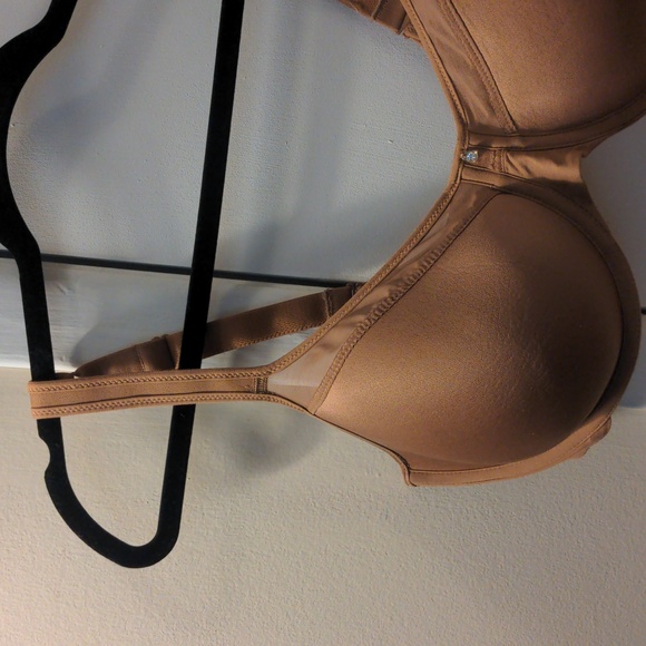 BALI Brown Tan Bra with Underwire, No Padding 40DD EUC - Picture 4 of 13